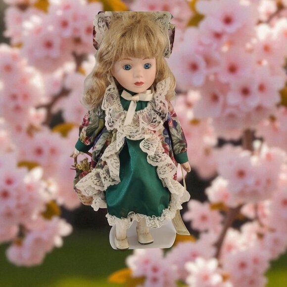 Vintage Porcelain Doll Unopened -Soft Expressions - Girl W/ Basket - Collectibl - Picture 13 of 15